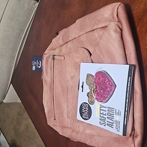 2pc gift set,1 book bag and 1 safety keychain alarm.